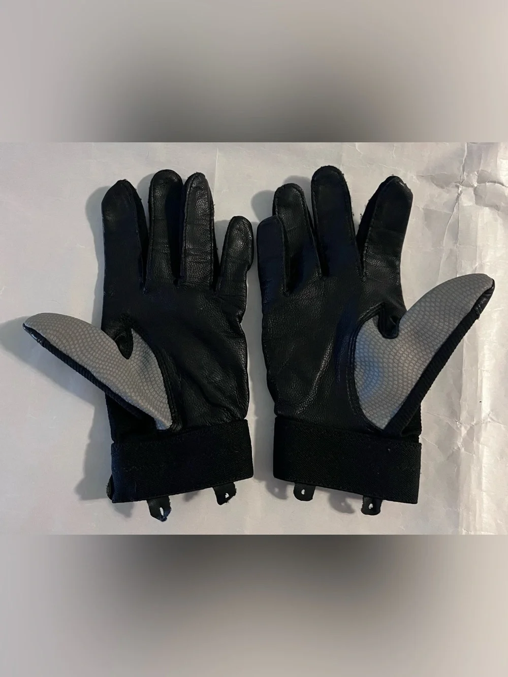 Nike Black Batting Gloves with White Swoosh Logo Youth L / Women’s S
